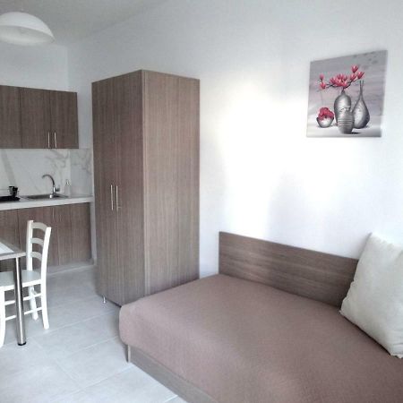 Apartamento Nikogroup Mona Lisa Polychrono Exterior foto