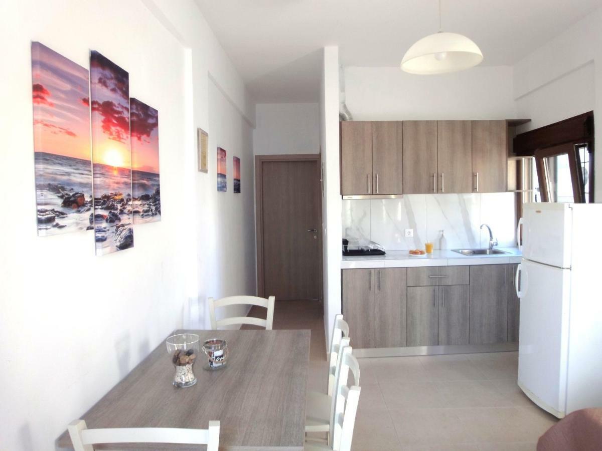 Apartamento Nikogroup Mona Lisa Polychrono Exterior foto